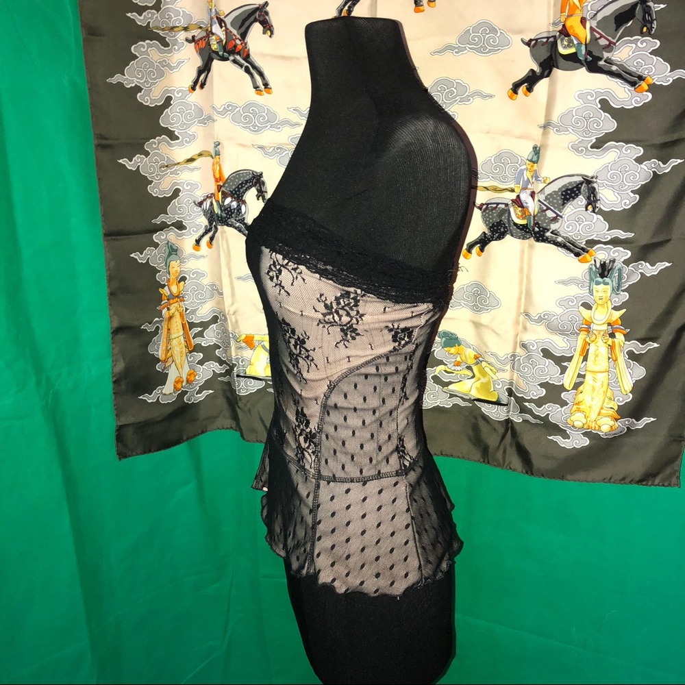 Sexy‎ lacy top Nikki Mac